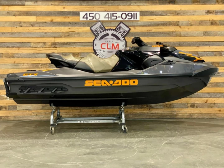 2023 BRP SEA-DOO GTX 300 H.P + PREMIUM AUDIO + I.B.R. + V.T.S + 3 PASSAGER / 4  HEURES 